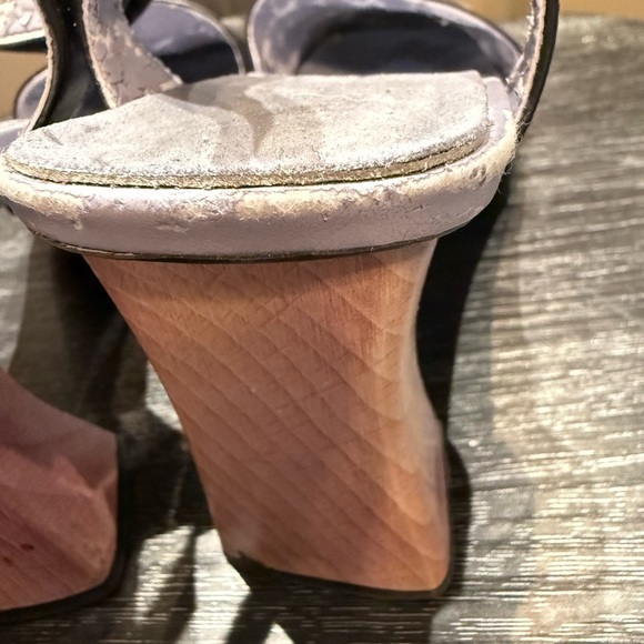 Lisa Nading Elegant Black Leather Heels with Ankle Strap - Picture 15 of 16